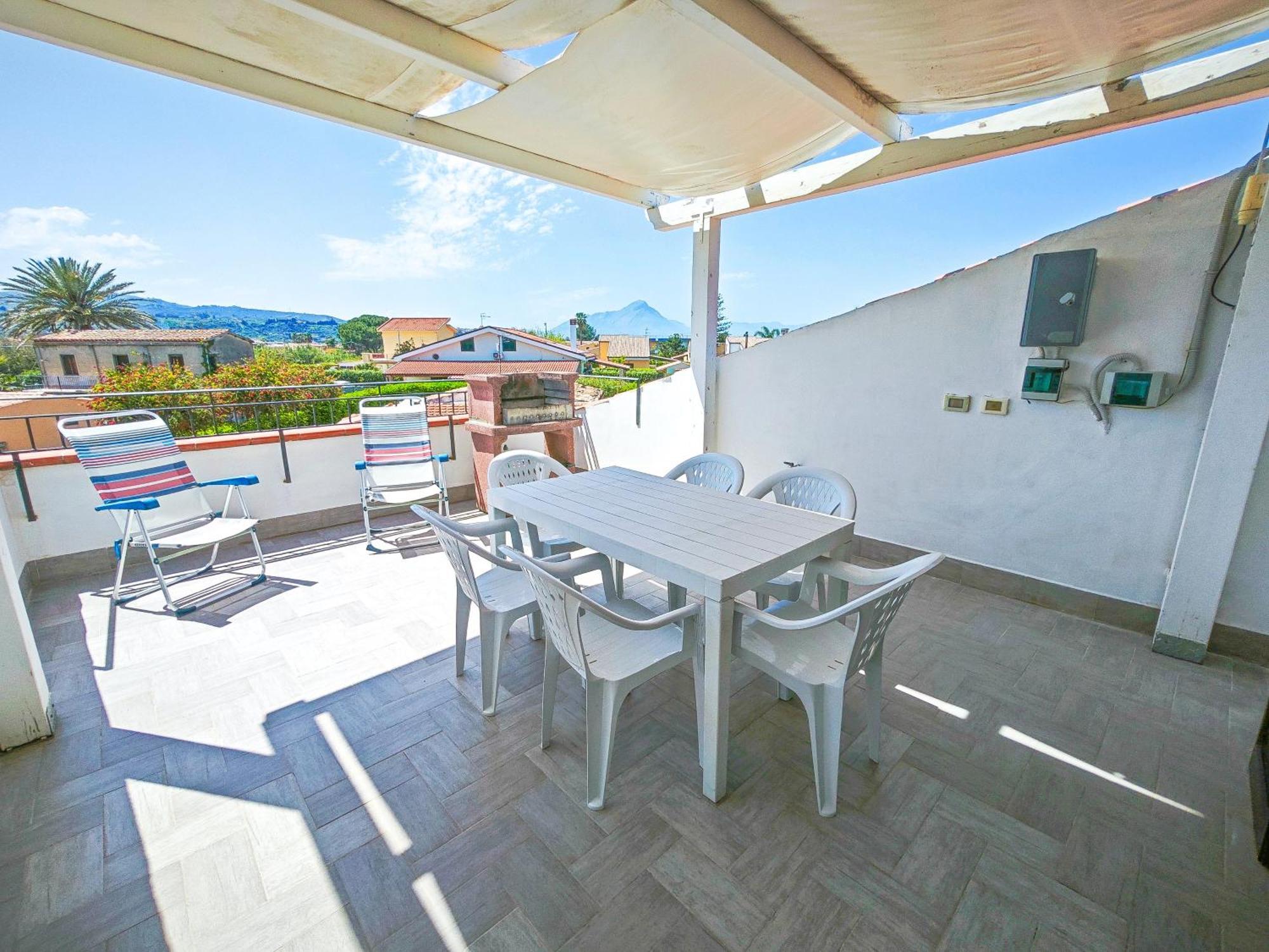 Case Vacanze Mare Nostrum - Villas In Front Of The Beach With Pool Campofelice Di Roccella Buitenkant foto