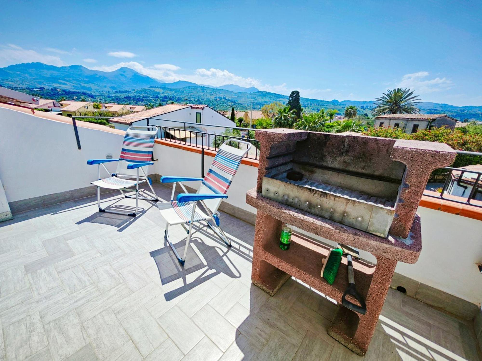 Case Vacanze Mare Nostrum - Villas In Front Of The Beach With Pool Campofelice Di Roccella Buitenkant foto