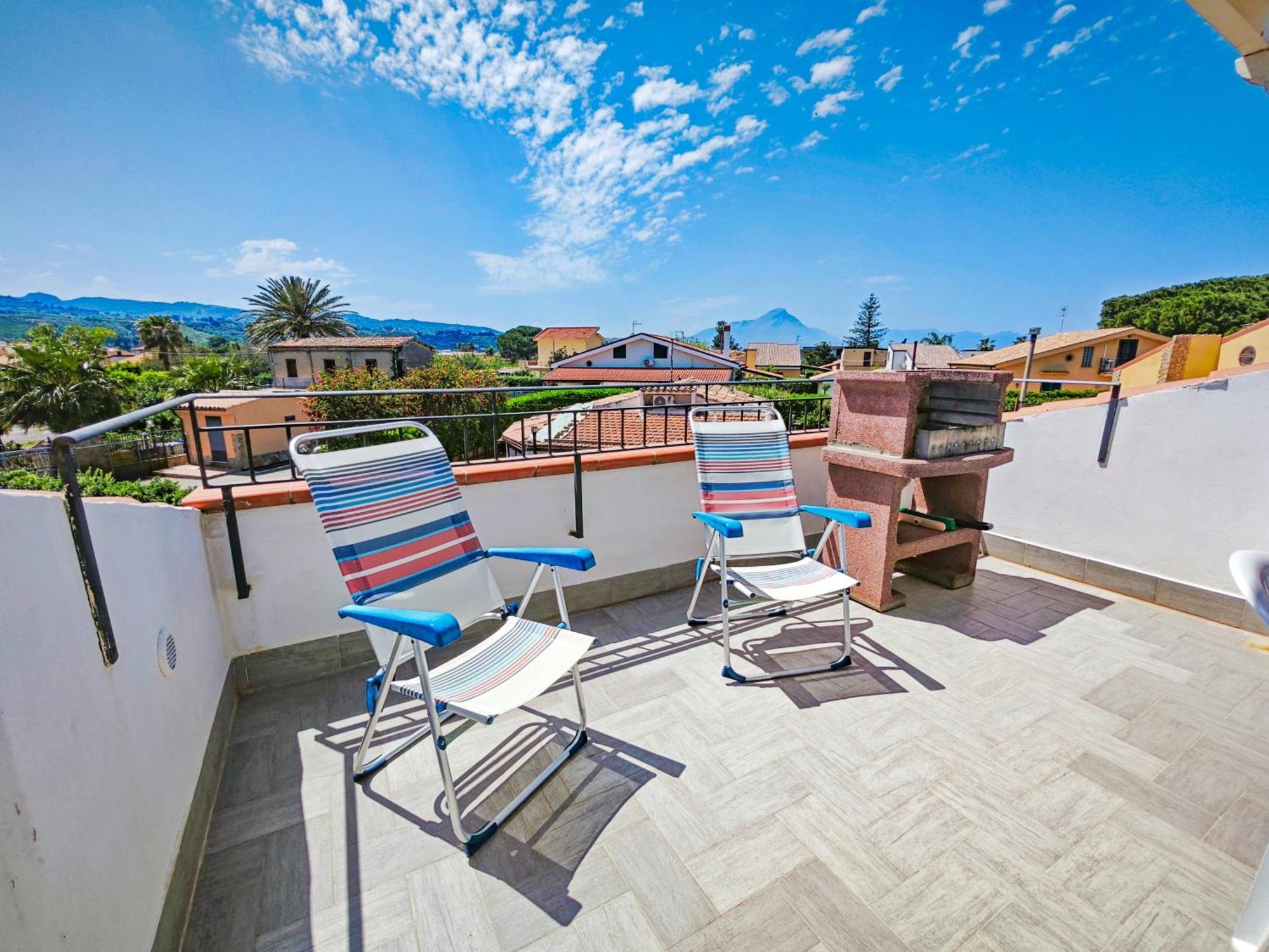 Case Vacanze Mare Nostrum - Villas In Front Of The Beach With Pool Campofelice Di Roccella Buitenkant foto