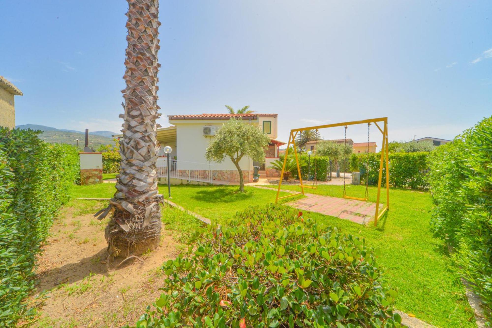 Case Vacanze Mare Nostrum - Villas In Front Of The Beach With Pool Campofelice Di Roccella Buitenkant foto