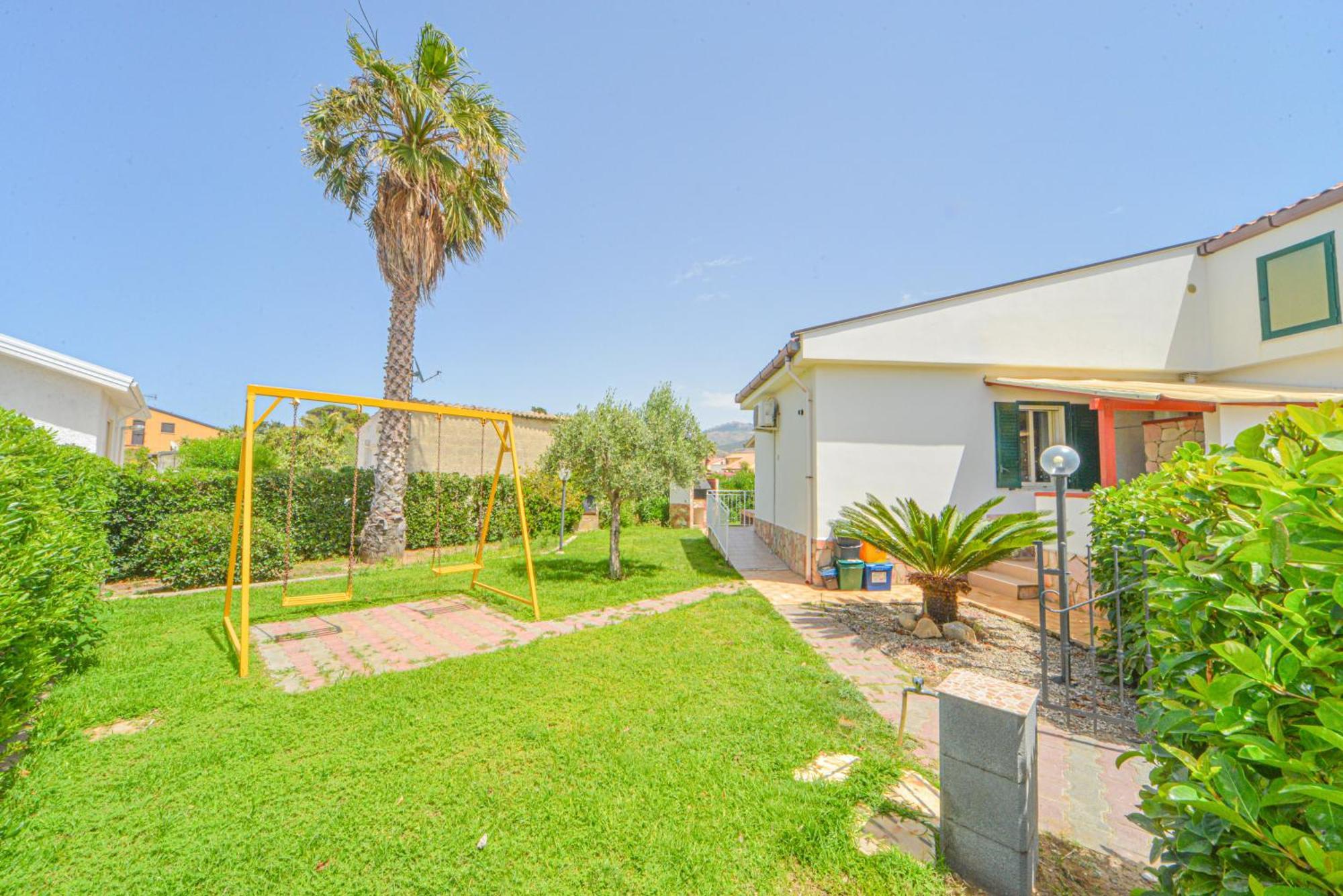 Case Vacanze Mare Nostrum - Villas In Front Of The Beach With Pool Campofelice Di Roccella Buitenkant foto