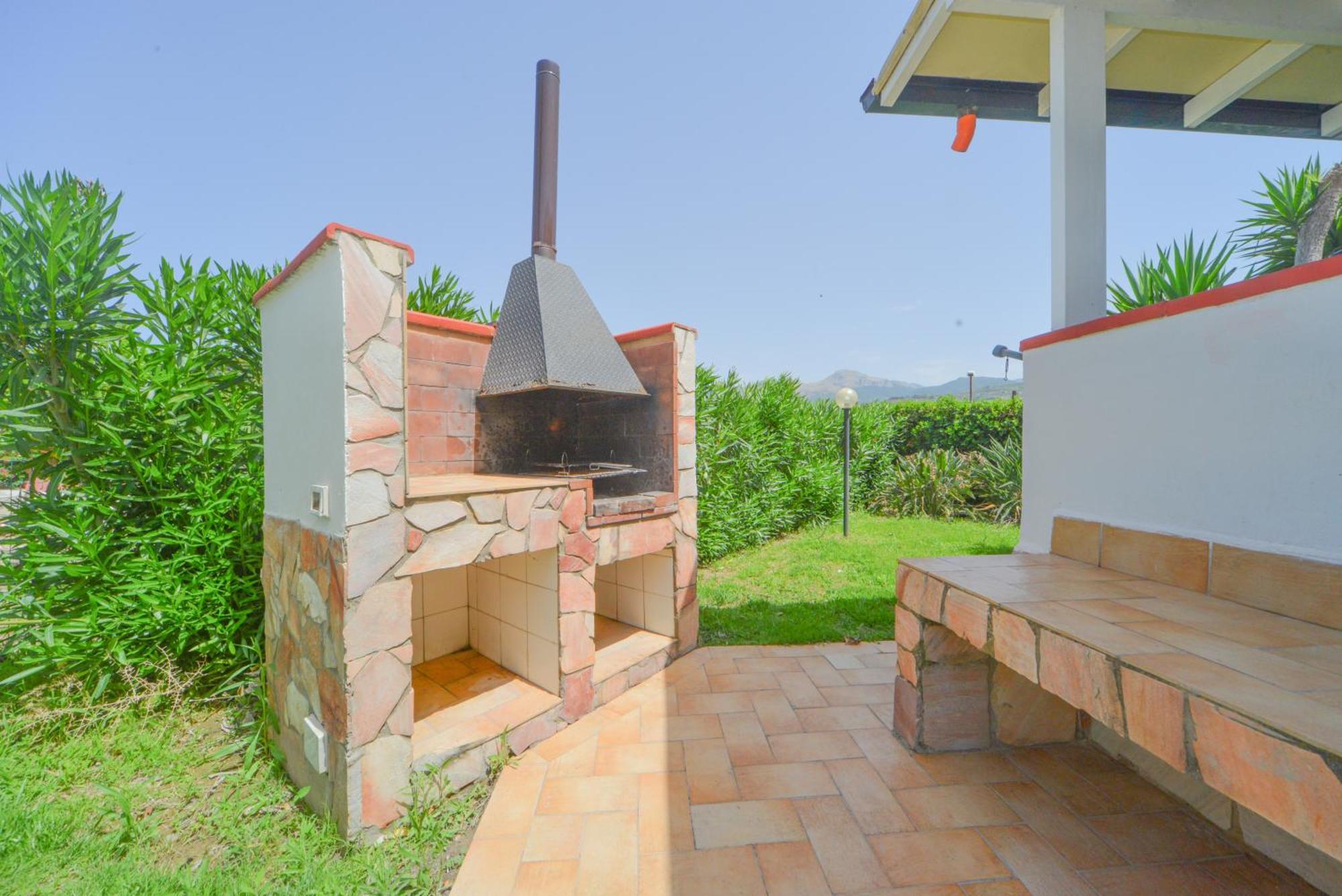 Case Vacanze Mare Nostrum - Villas In Front Of The Beach With Pool Campofelice Di Roccella Buitenkant foto