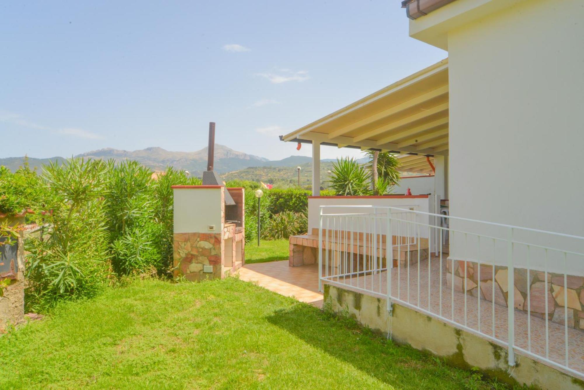 Case Vacanze Mare Nostrum - Villas In Front Of The Beach With Pool Campofelice Di Roccella Buitenkant foto