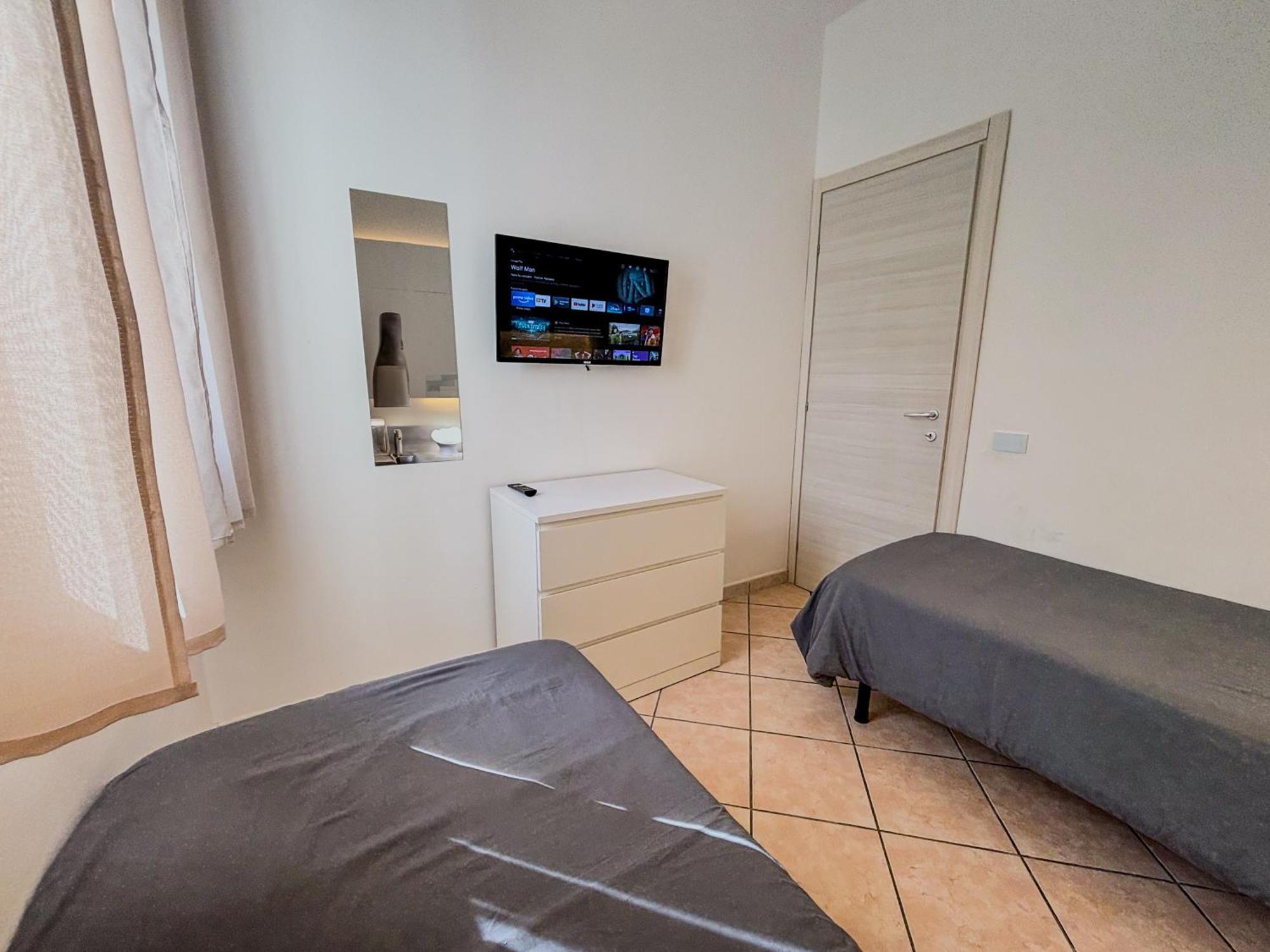 Case Vacanze Mare Nostrum - Villas In Front Of The Beach With Pool Campofelice Di Roccella Buitenkant foto